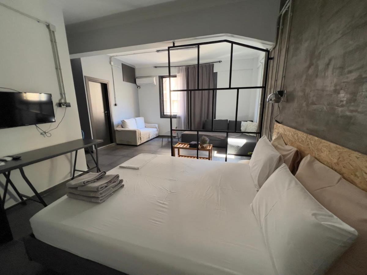 Virginia'S Boutique Apartments Athen Exterior foto