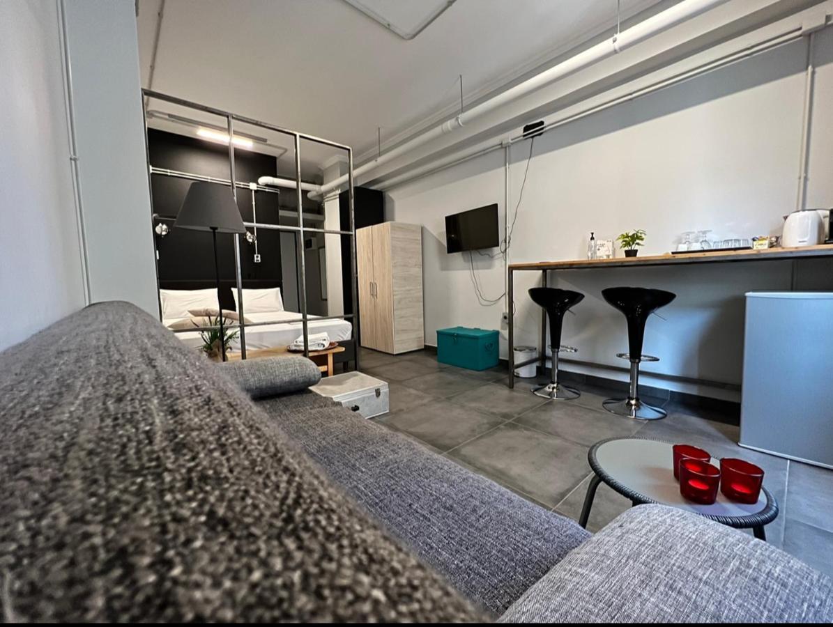 Virginia'S Boutique Apartments Athen Exterior foto