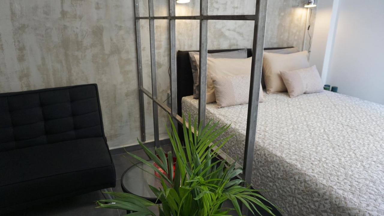 Virginia'S Boutique Apartments Athen Exterior foto